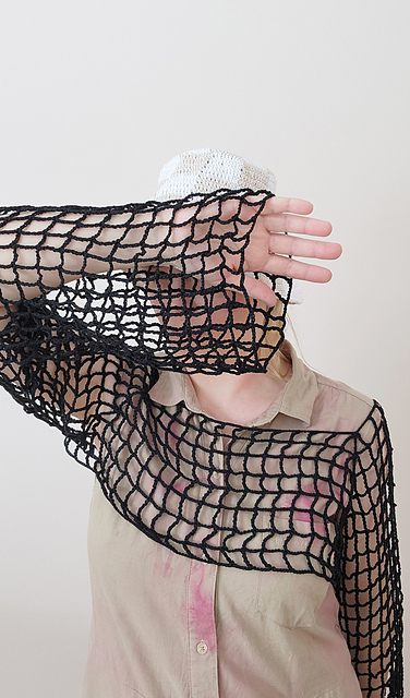 Ravelry: Fishnet crop top pattern by Tory Pace