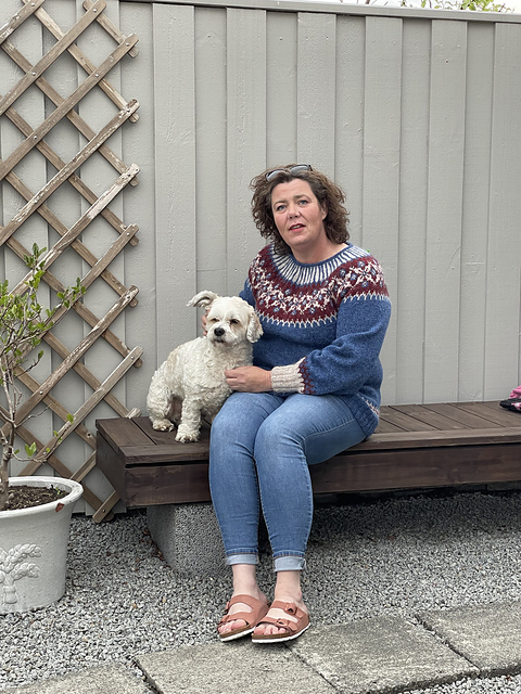 MAI-BLOMST GENSER /MAY-FLOWER SWEATER