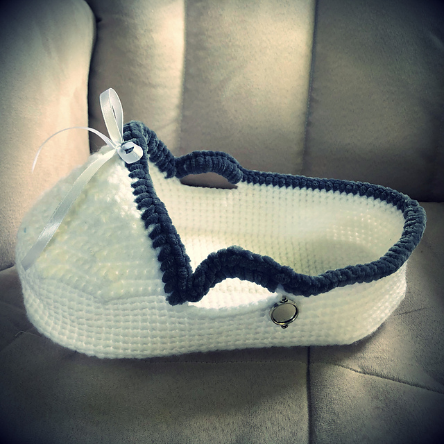Chubby Baby Doll's Bassinet and Blanket