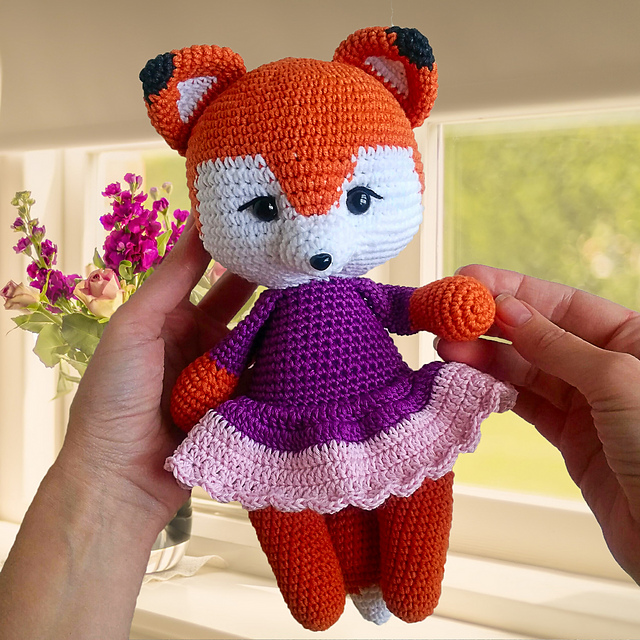 Ariana, the charming fox