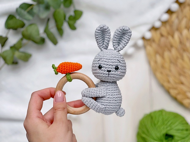 Rattle Bunny pattern by Svetlana Berdnikova