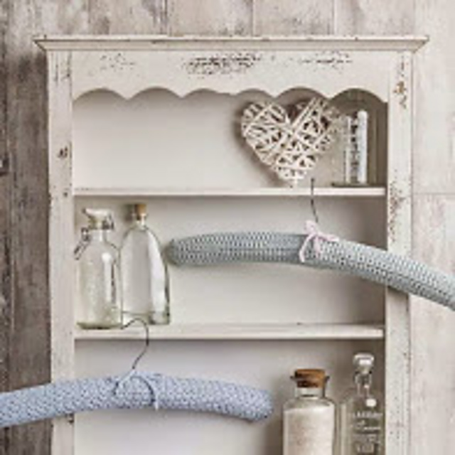 Vintage Style Bedroom Set