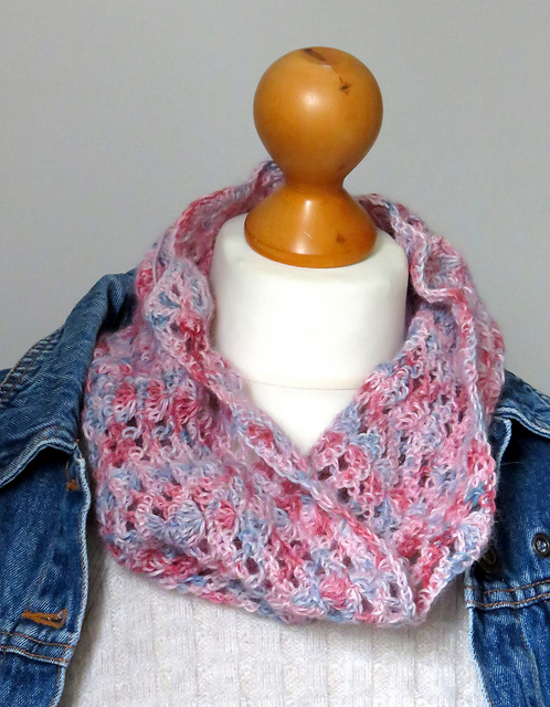 Adeline Cosy Cowl