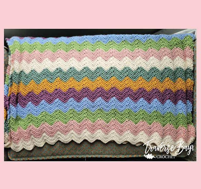 Easy Chevron Baby Blanket