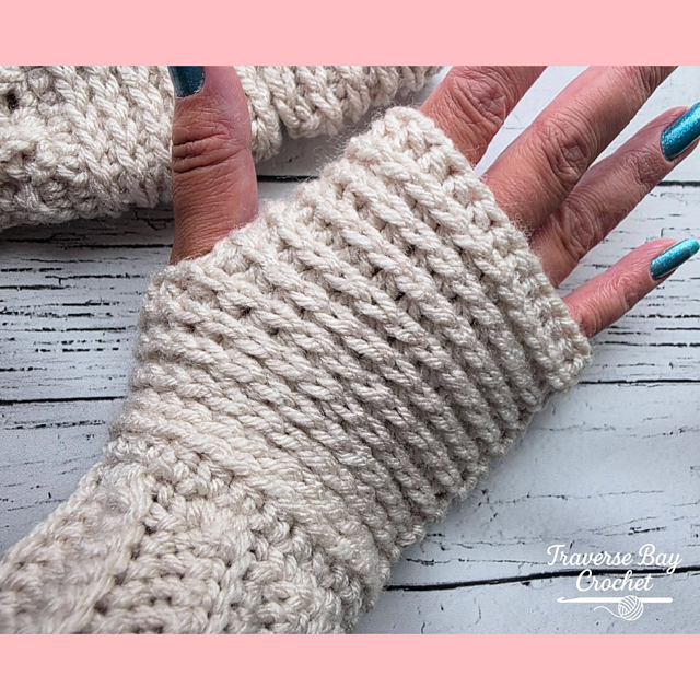 Bay Ridge Fingerless Mittens