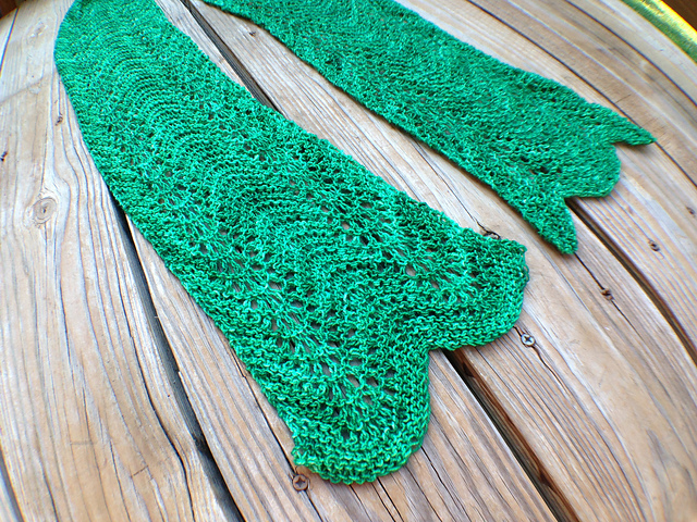 Textured Shale Sock Yarn Scarf