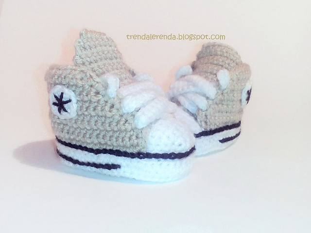 Old School Baby Booties