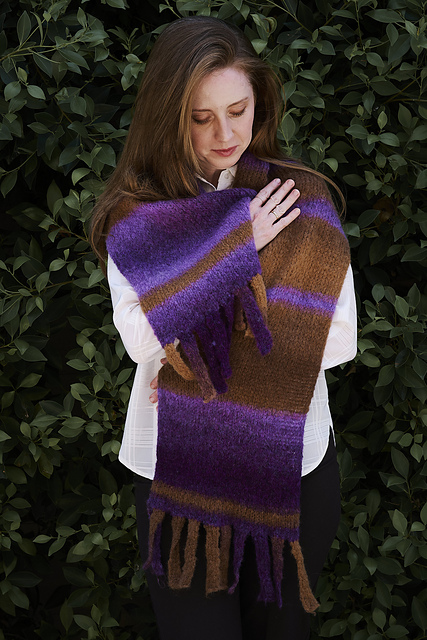 6901-H Gigante Ribbed Fringe Scarf