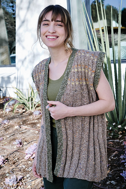 #7000-W Vibe Striped Ribbed Vest