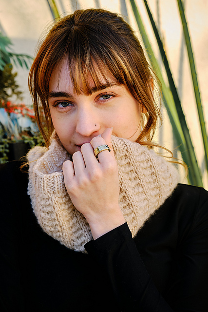 #7001-A Cardiff Classic & Curly Slipped Ridge Cowl