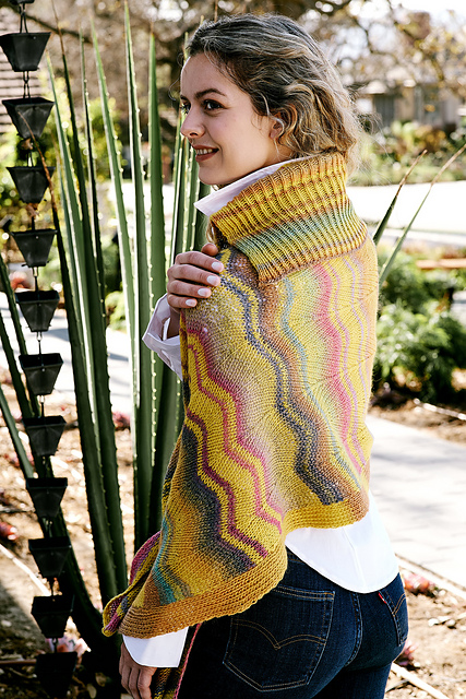 #7001-O Gomitolo Magico Collard Zig Zag Wrap