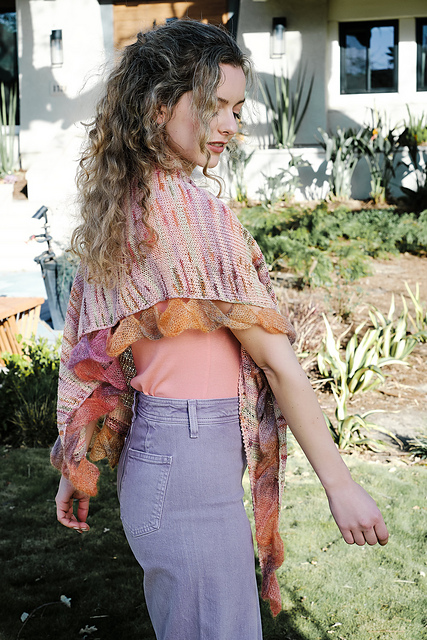 #7001-Q Torto & Silkhair Prt Twisted Edge Wrap