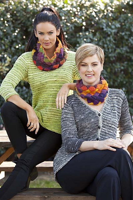 5202I Lana Grossa Cinque Multi Entrelac Cowl