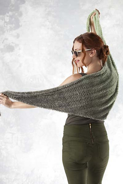 5402M Willow Ribbed Triangle Scarf
