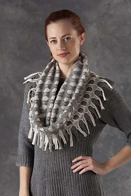 5406F Linked Mesh Cowl