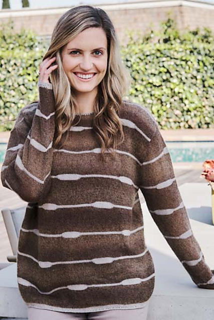 6000A Moa and Lacy Bubble Pullover