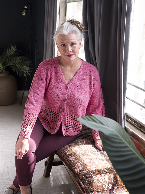 6200I Maldives&Alfa Mitered Lace Cardi