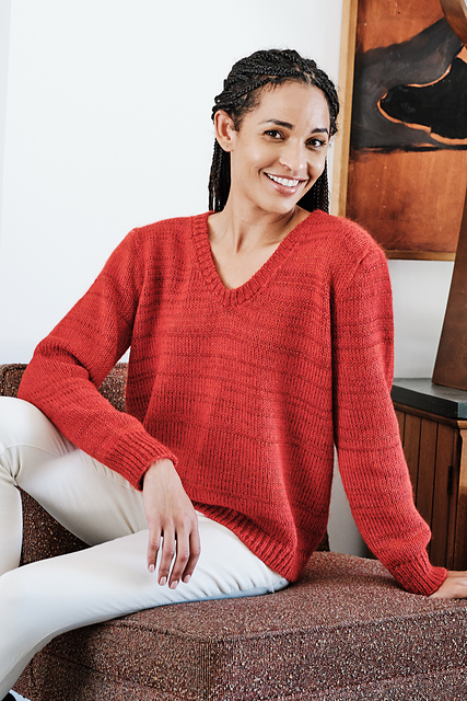 6300J Rounded V Pullover