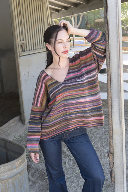 6300Z Colorissimo Flared Side Edge Wide Pullover