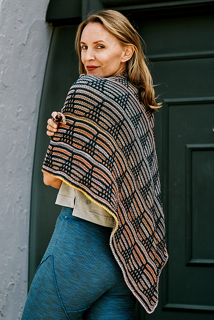Ravelry: 6601A Celebrate & Volante Slipped Triangle pattern by Barry Klein