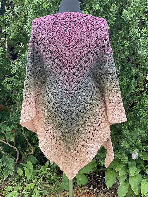 Selvera Shawl