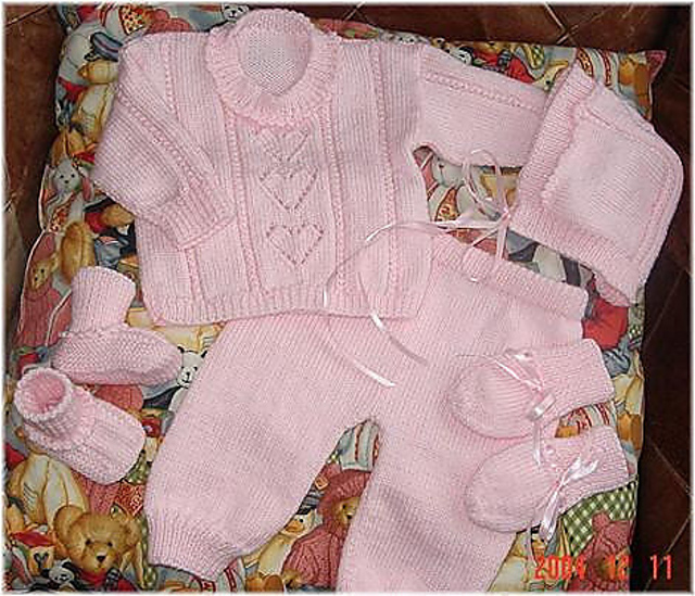 Heart Set (Pullover, Booties, Bonnet)