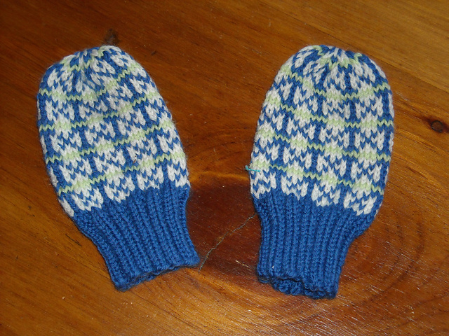 Baby Foxes and Goslings Mittens with Thumbs