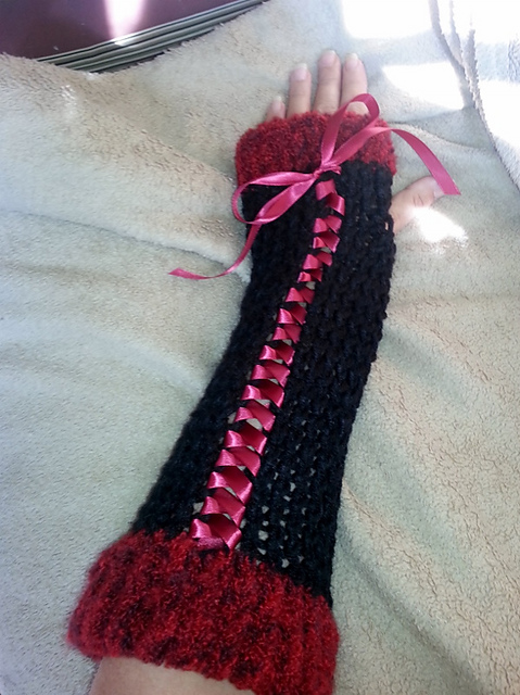 Loom Corset Fingerless Gloves