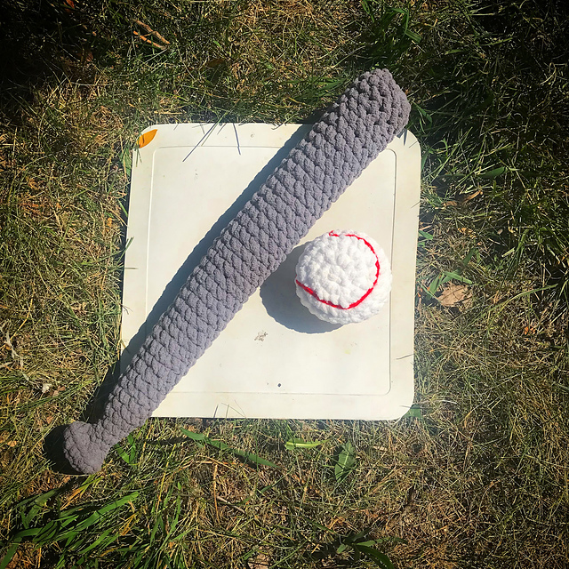 Water Blaster Baseball Bat and Ball
