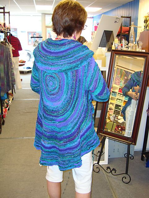 Twisted Float Shrug