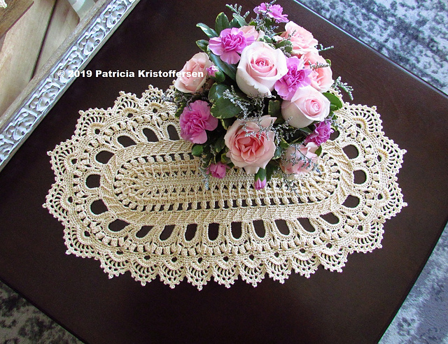 Ravelry: Splendid Oval pattern by Patricia Kristoffersen