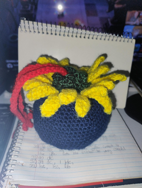 Bomb-Flower Dice Bag