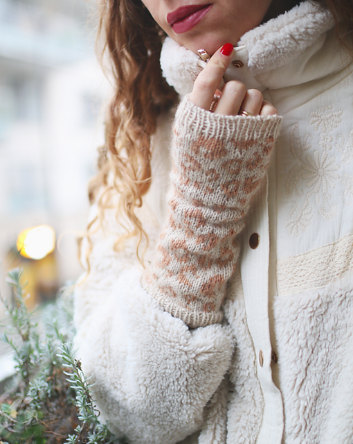 cheetah mittens