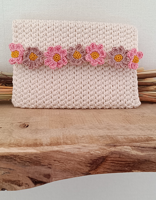Pochette fleurs sauvages