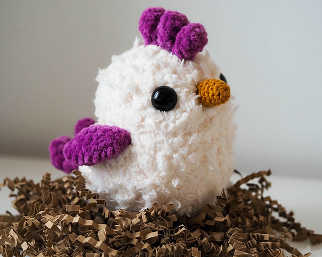 Fluffy Hen