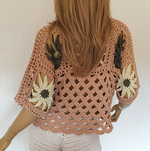 PETAL MOSAIC Top
