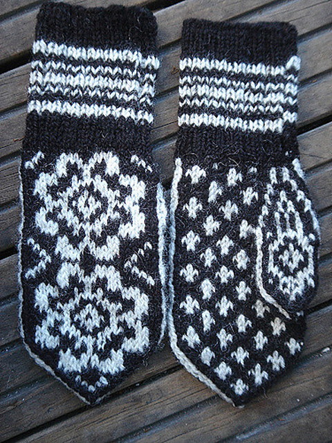 11. Barnevott / Child's mitten