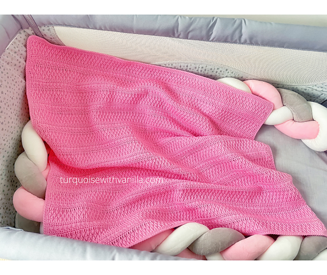 Textured baby blanket