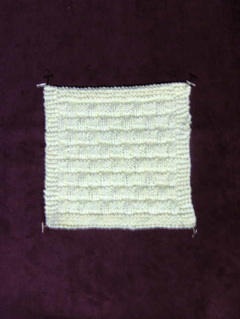 K-106, Basketweave Dishcloth with Garter Stitch Border