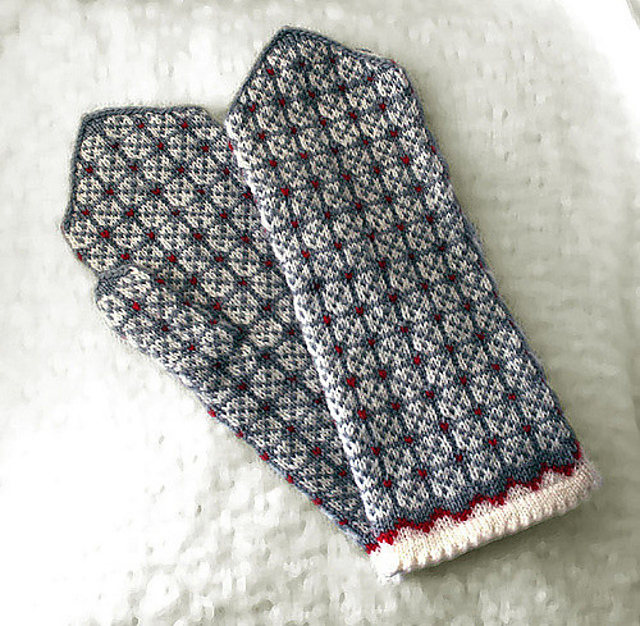 Daina mittens