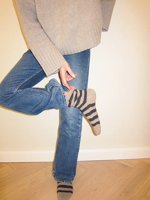 Sandok knitted socks 2