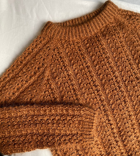 Acanthus Sweater Junior