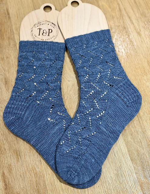 Benedict Falls in Love Socks (Bridgerton Season 4)
