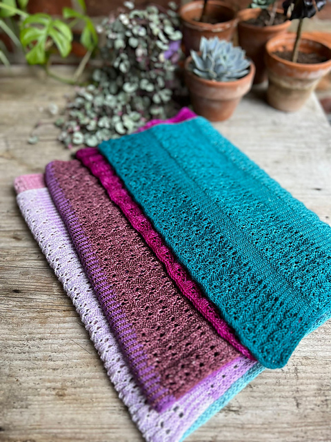 Winter Bells Wrap