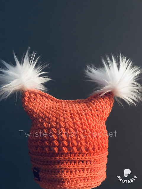 Dips and Dots Beanie