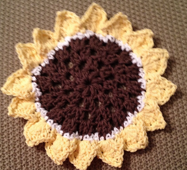 Wagon Wheel Sunflower Dish Cloth