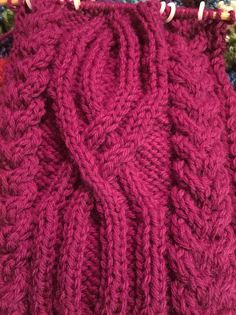 Intertwined Cables Scarf