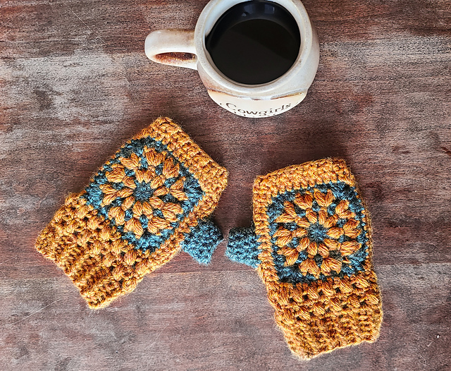 Cascade Cafe Mitts