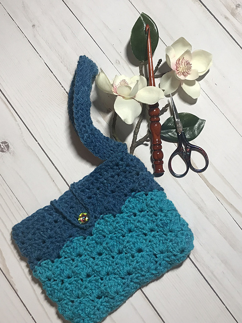 Amour Wristlet