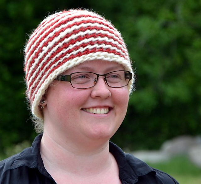 Two-tone Lovikka beanie/Tvåfärgad mössa